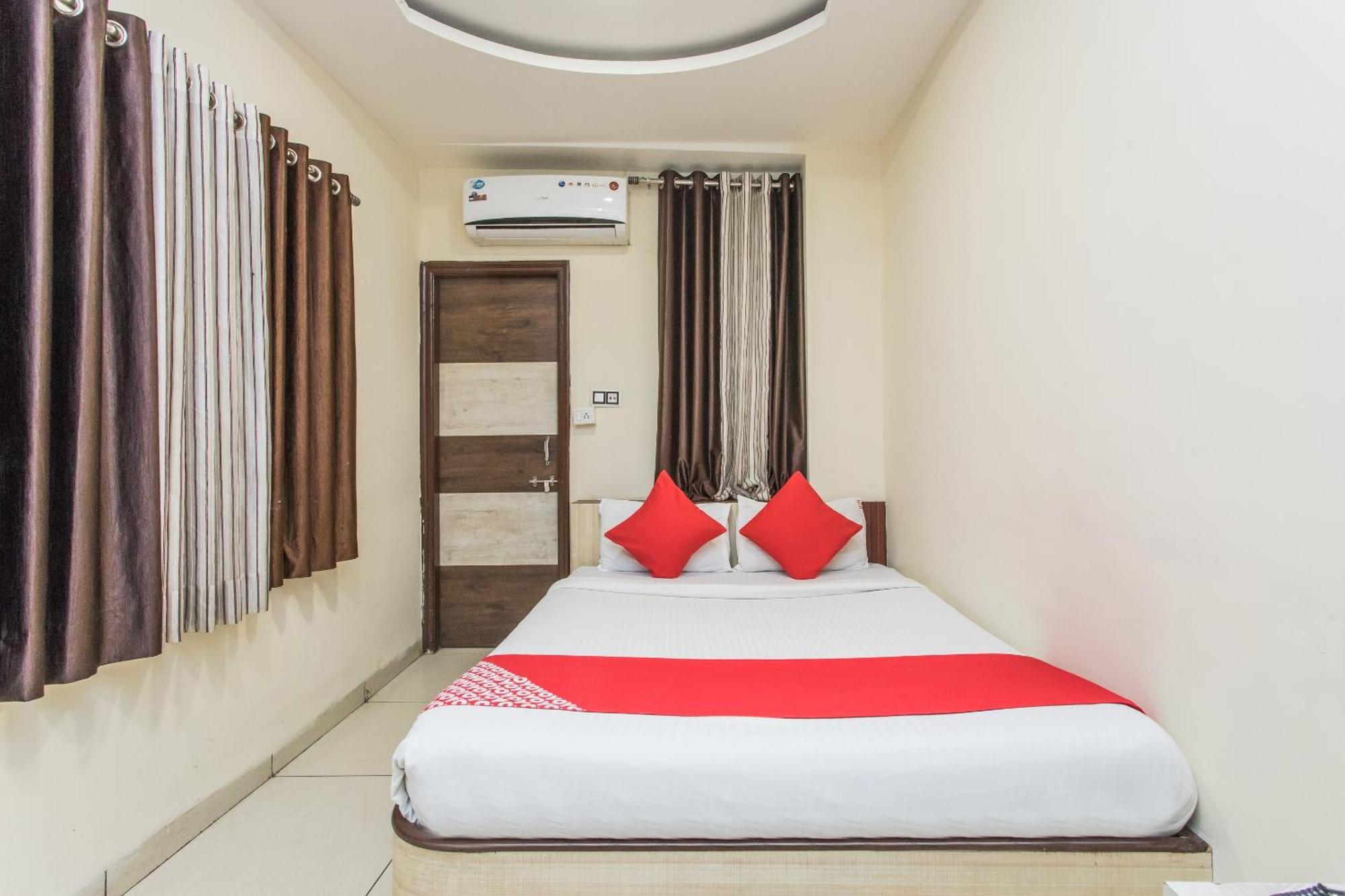 Hotel Mehar Residency Indore Exterior photo